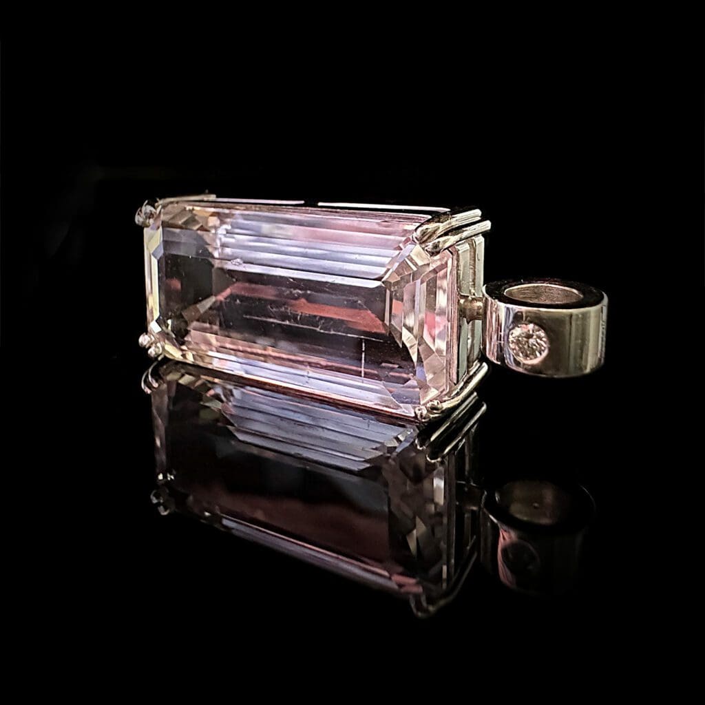 Kunzite pendant with diamond bale - Image 4