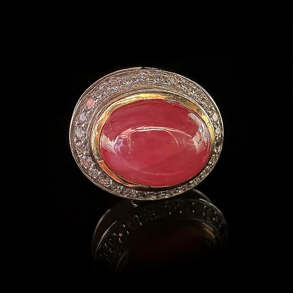 Star sapphire pendant
