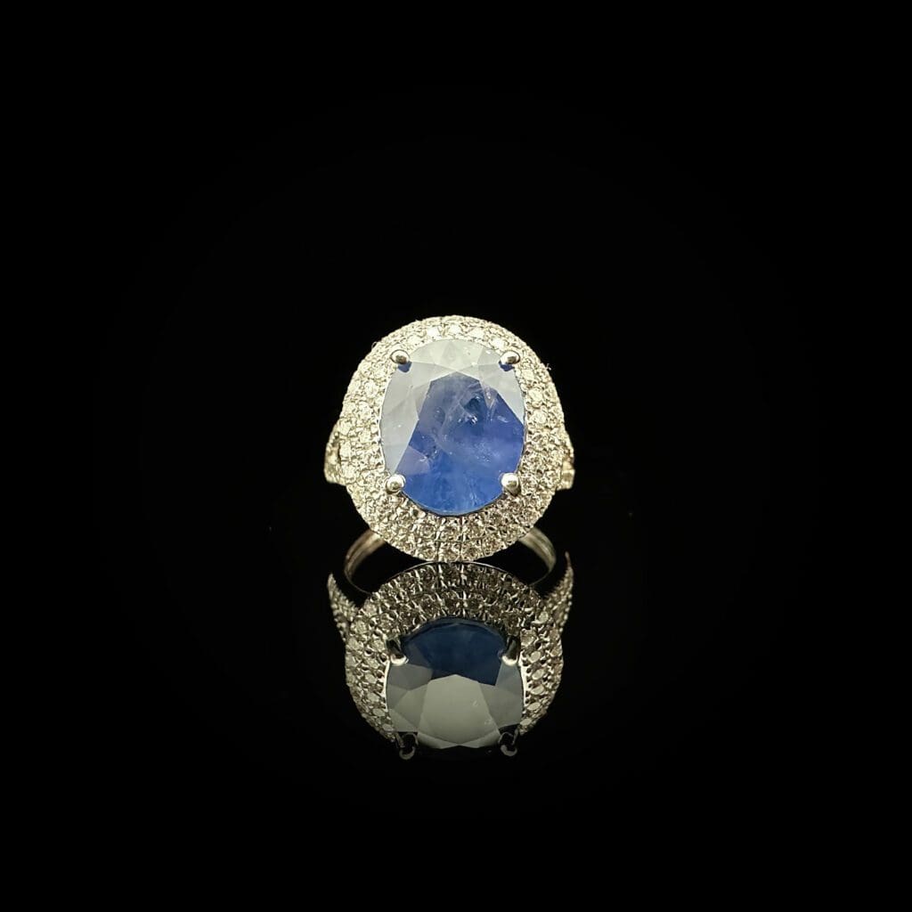 Beautiful blue sapphire - Image 8