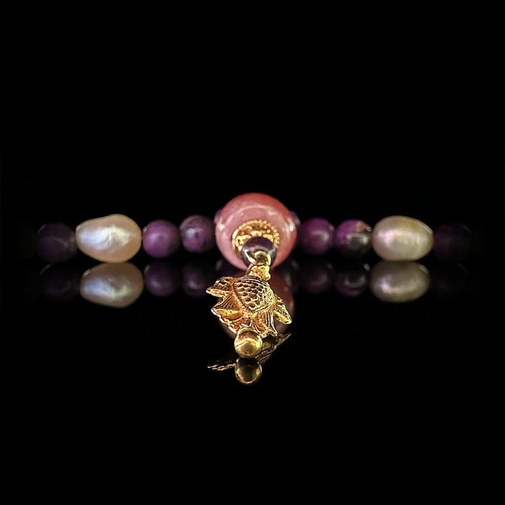 Rhodocrosite, sugilite, pearls and gold - Image 2