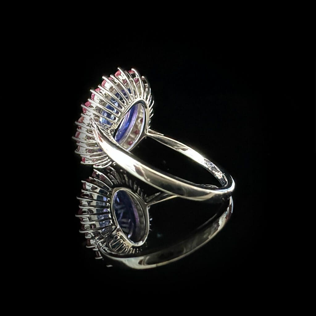 Tanzanite cabochon - Image 5