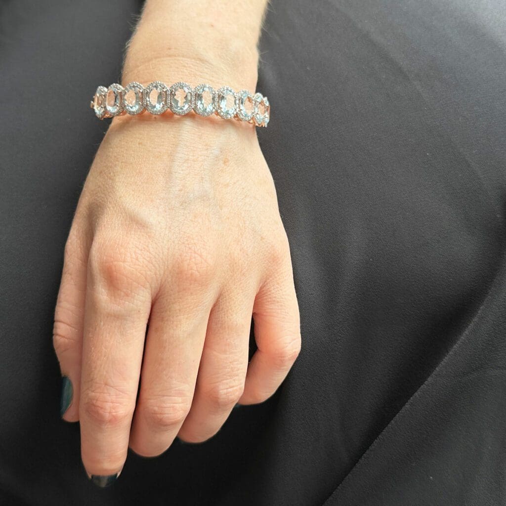 Aquamarine diamond rose gold bangle - Image 6