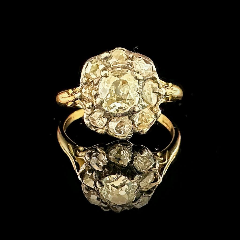 'Rosamunde'-Antique nine diamond cluster ring