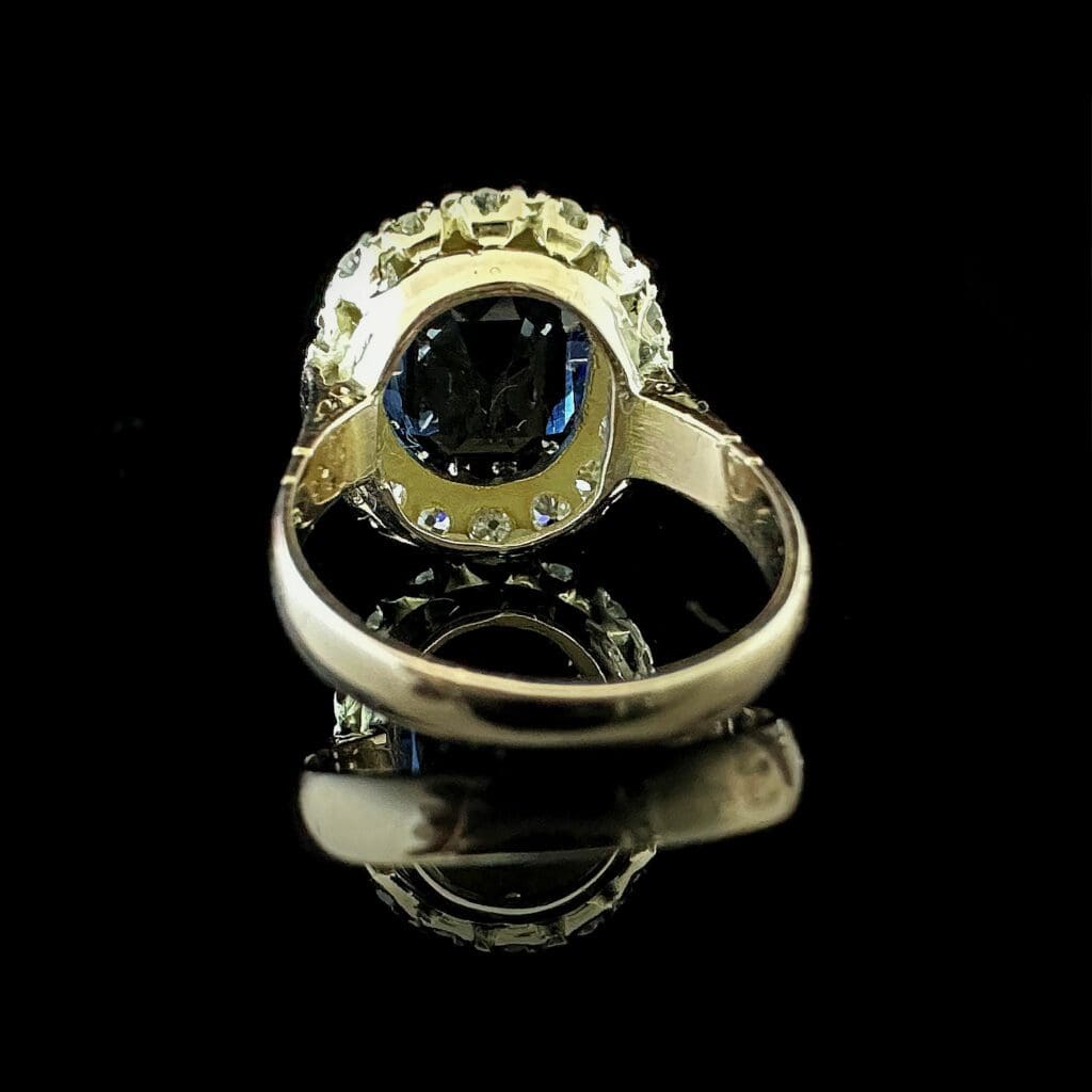 'Elsa'-Large square sapphire diamond ring - Image 4