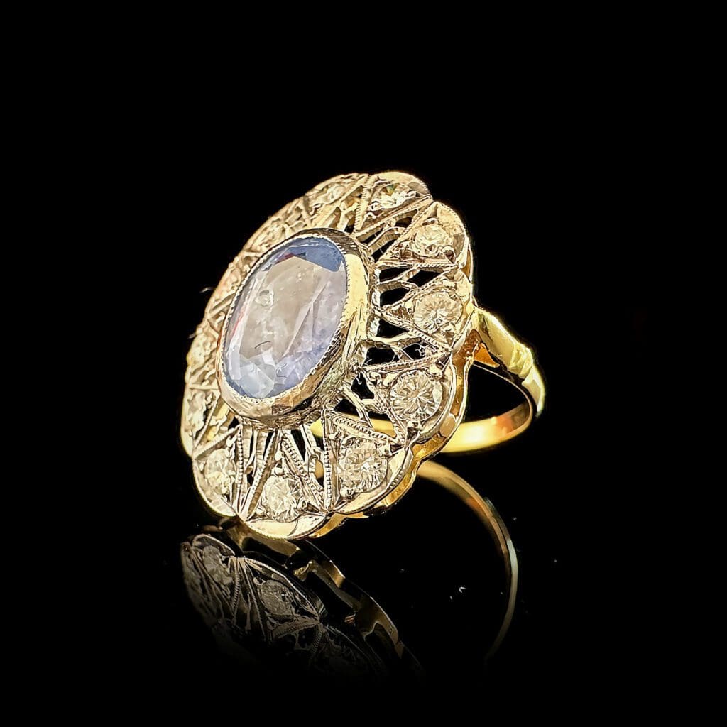 'Ingrid'-Antique oval sapphire diamonds gold and platinum ring - Image 7