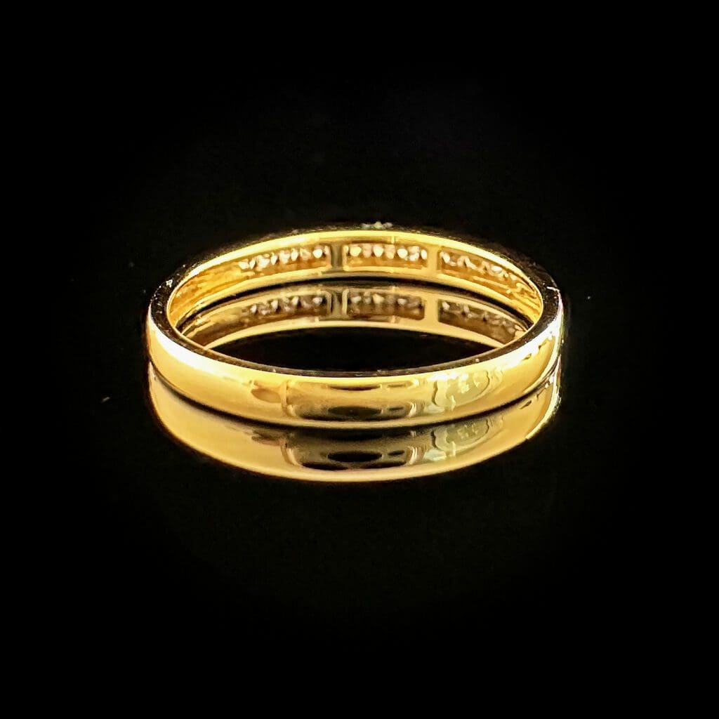 18 ct yellow gold ring with 13 diamonds - Image 5