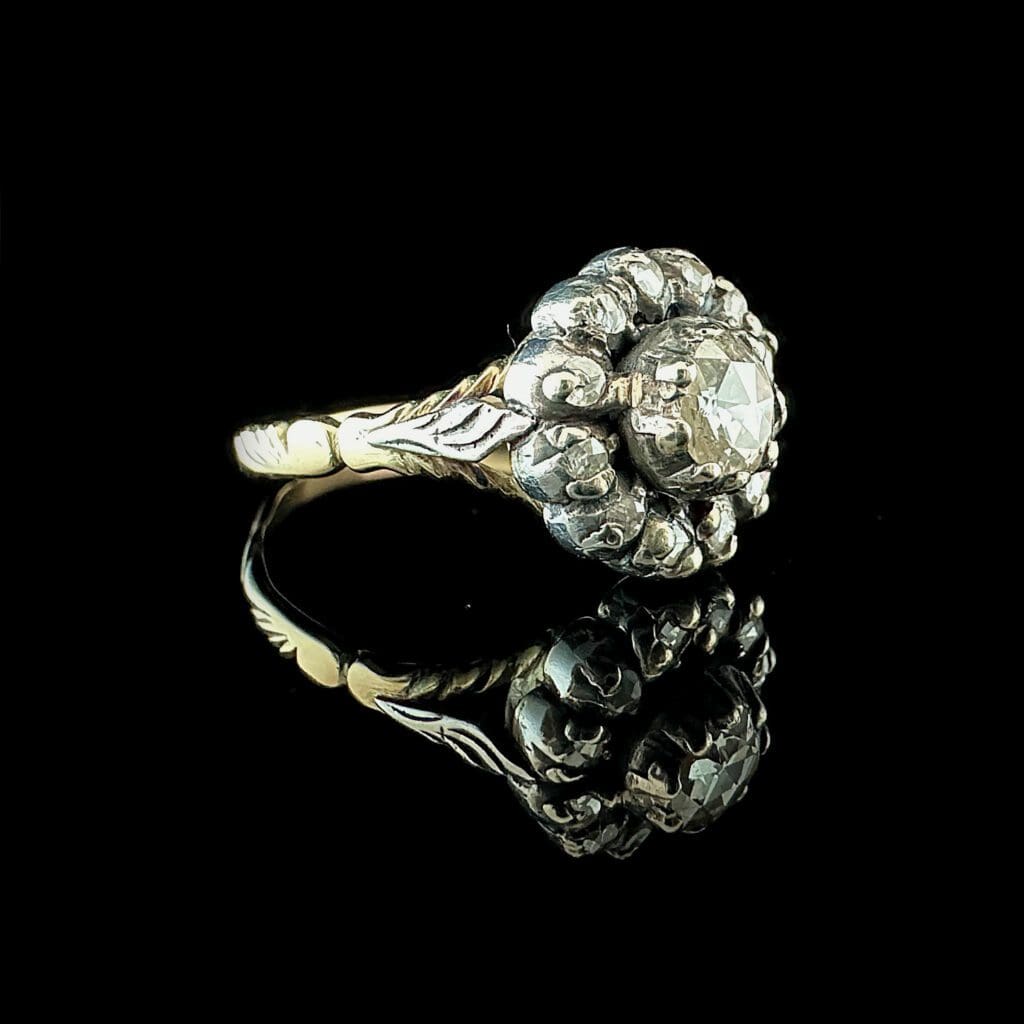 'Hilda'-Antique gold and silver flower ring with 13 diamond roses - Image 3