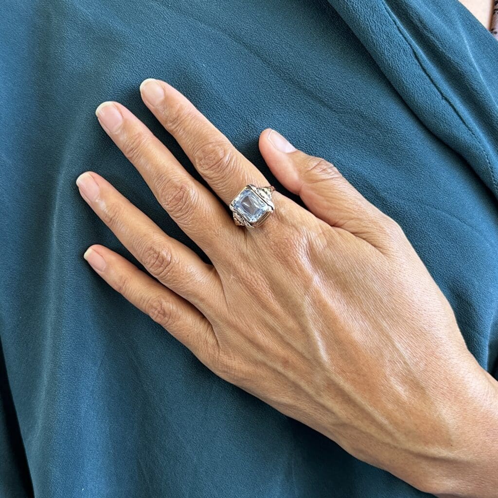 'Azure'-Antique gold and silver blue topaz ring - Image 8