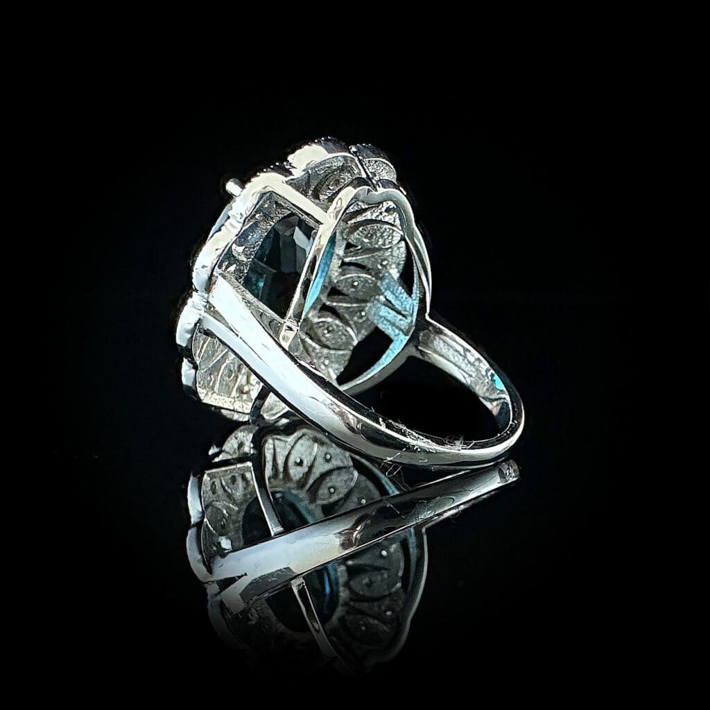 'London Blue'-London blue topaz and diamond white gold ring - Image 6