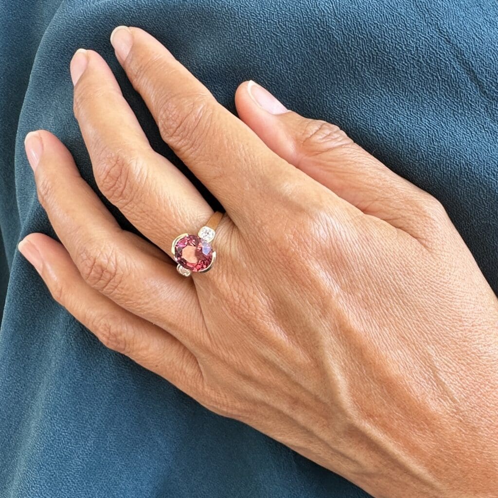 'Mabel'-Oval rubellite and diamond ring - Image 8