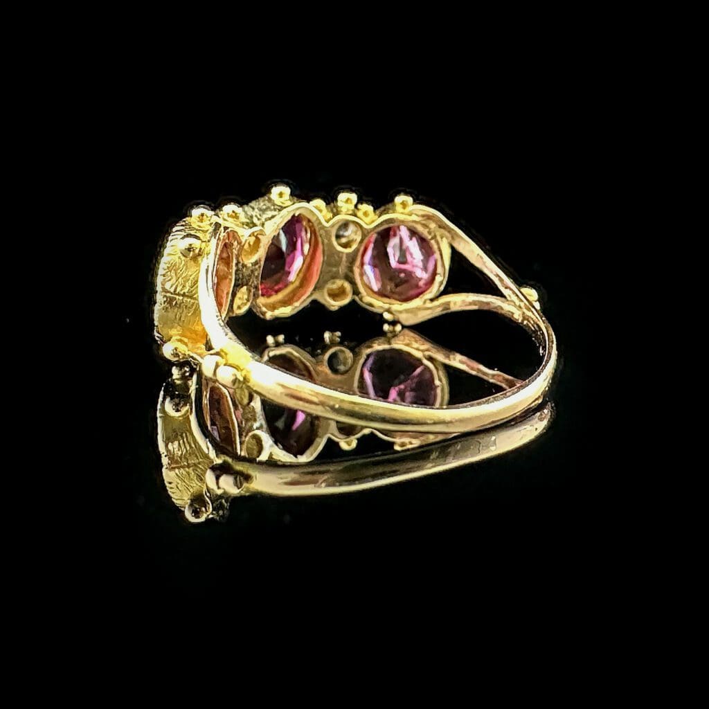 'Christine'-Antique amethyst and chrysoberyl ring - Image 6