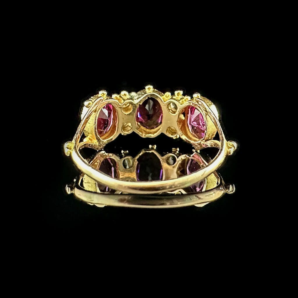 'Christine'-Antique amethyst and chrysoberyl ring - Image 5