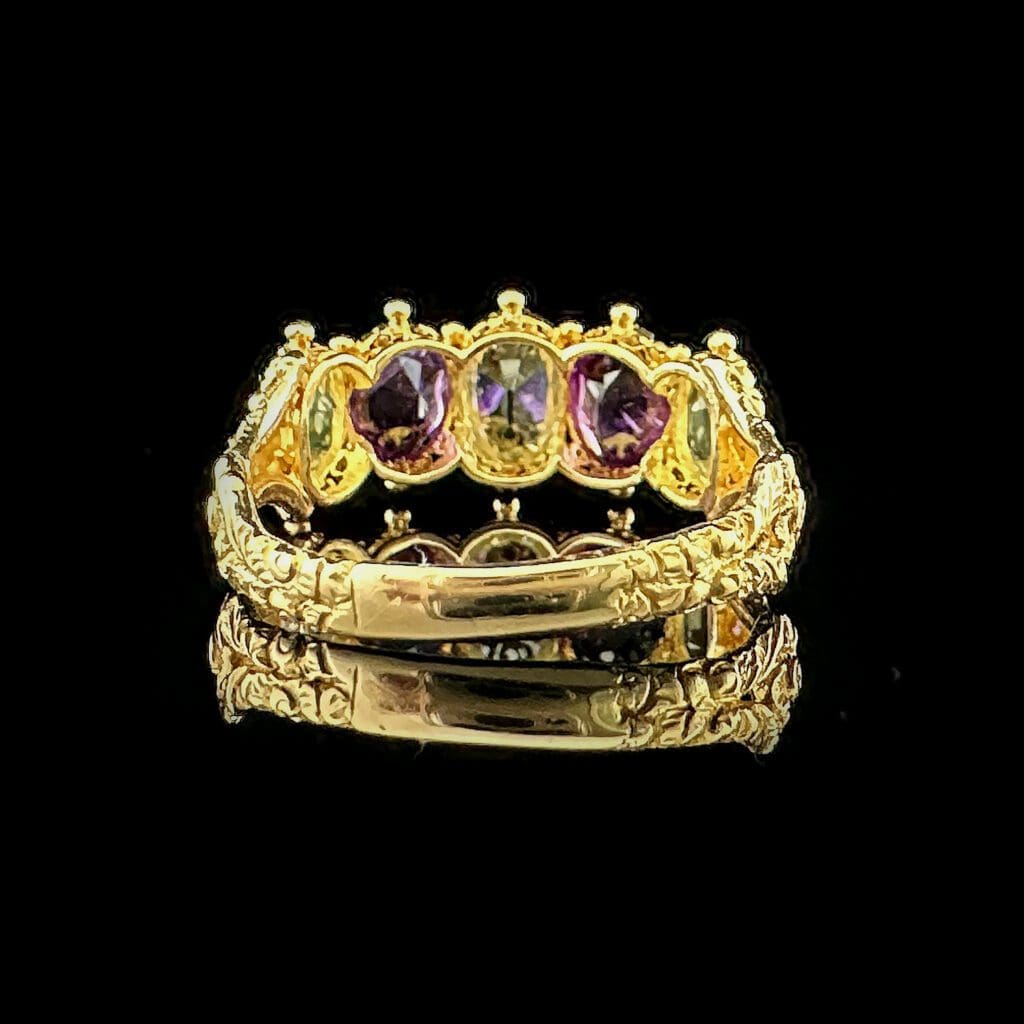 Fine Victorian chrysoberyl and amethyst five stone ring - Image 5