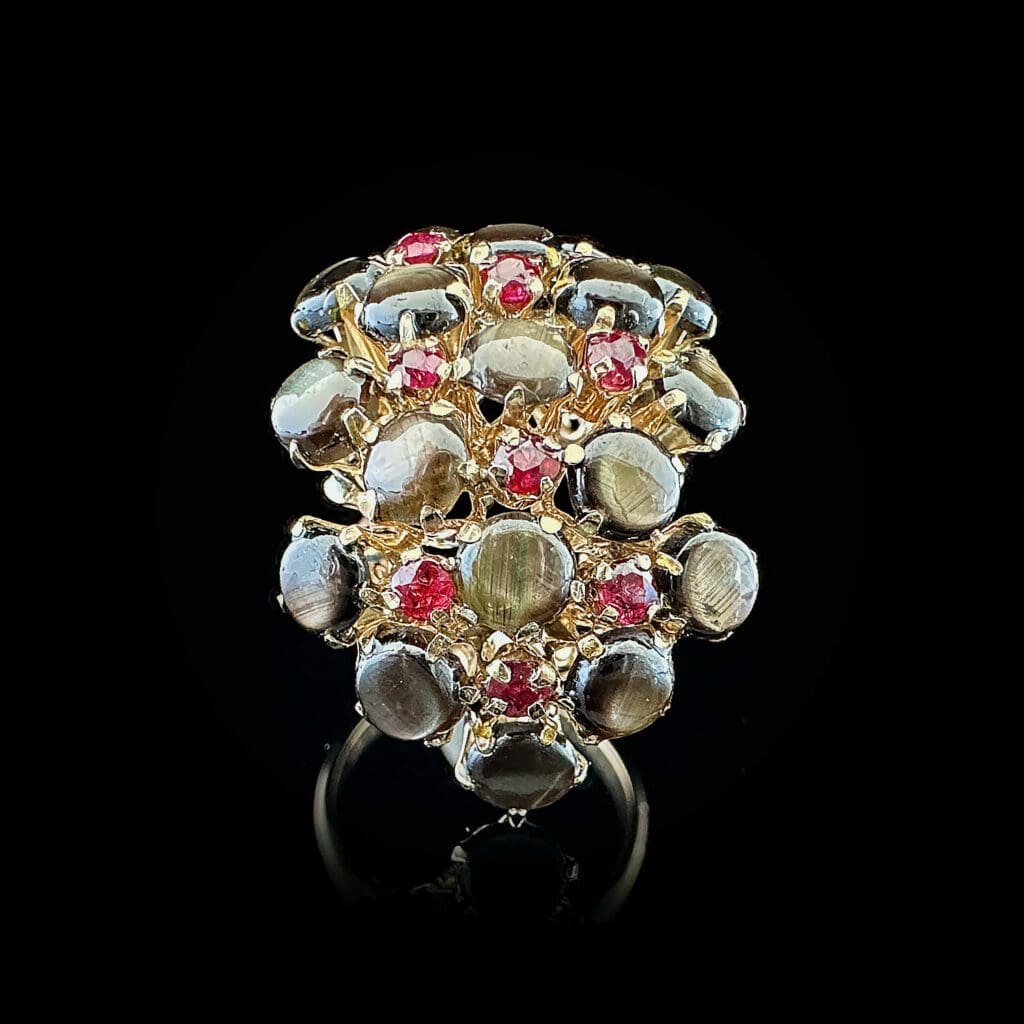 Star sapphire and ruby gold cluster ring