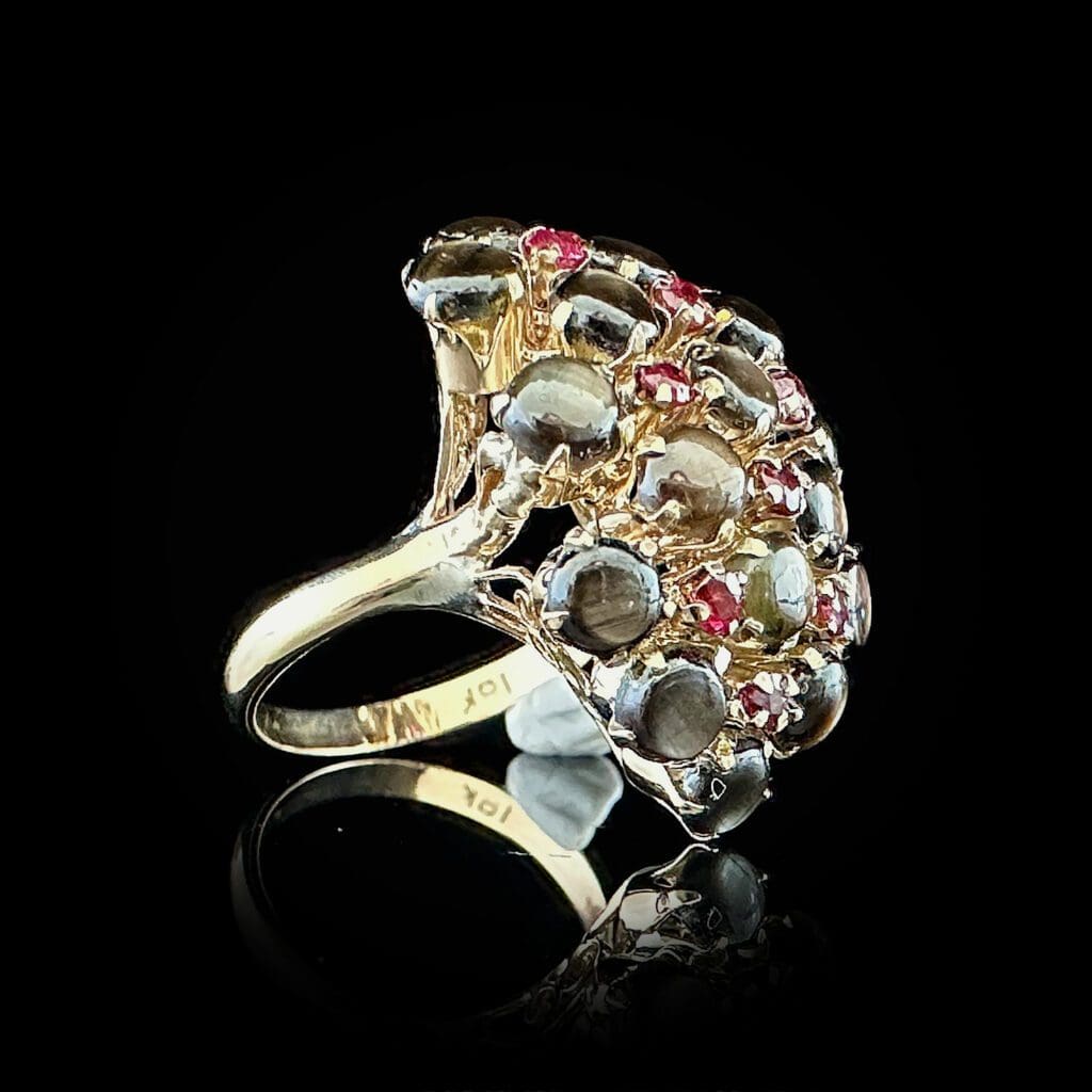 Star sapphire and ruby gold cluster ring - Image 3