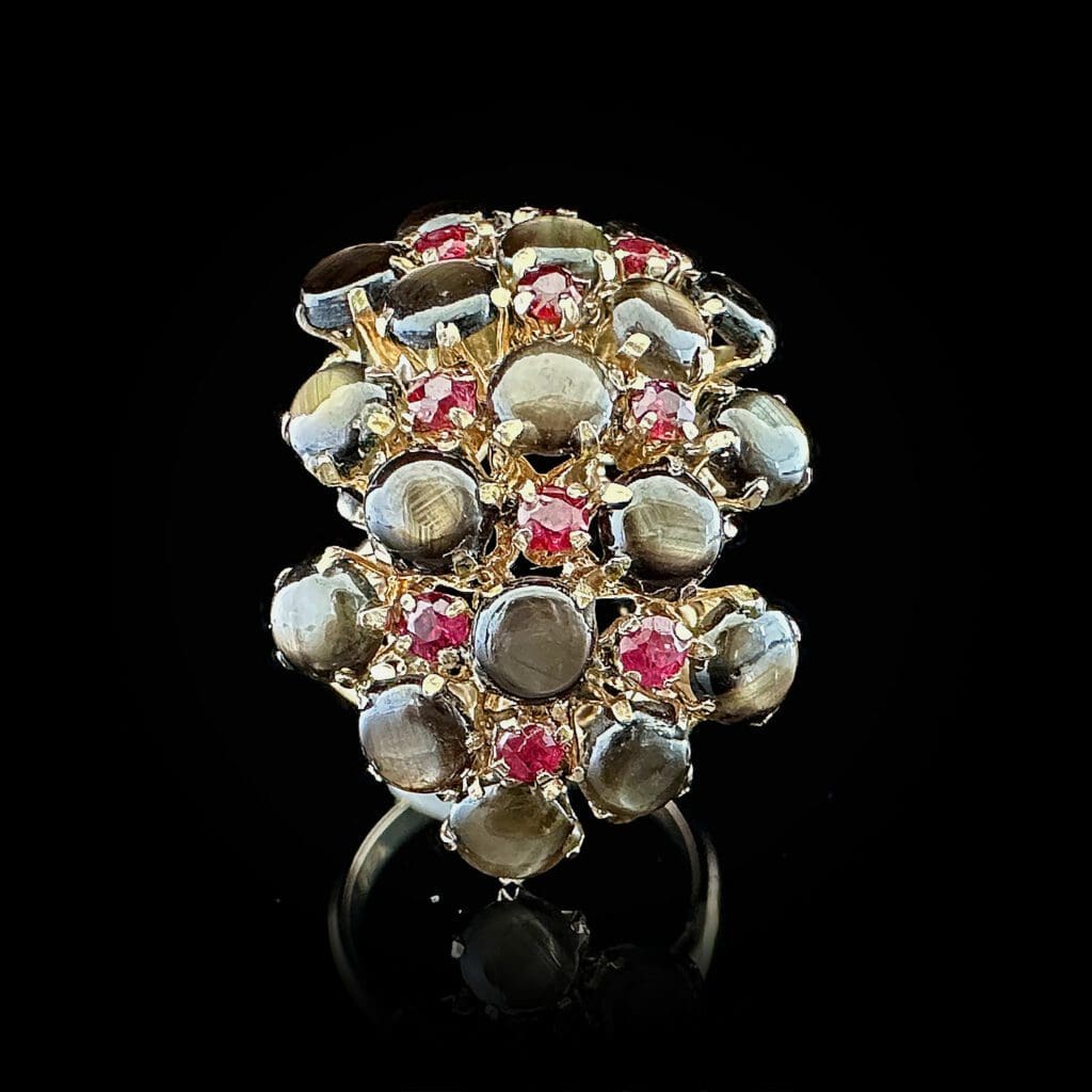 Star sapphire and ruby gold cluster ring - Image 9