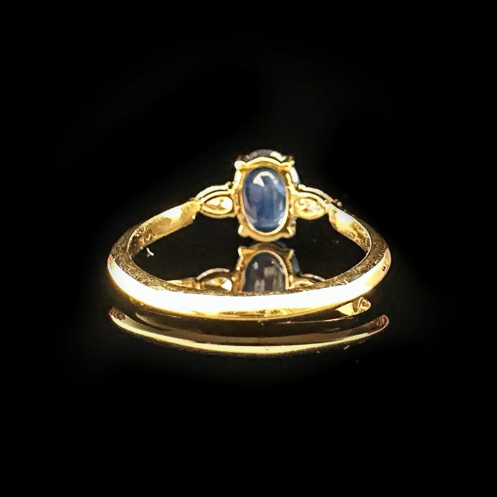 'Selina'-Oval blue sapphire and diamond ring - Image 5