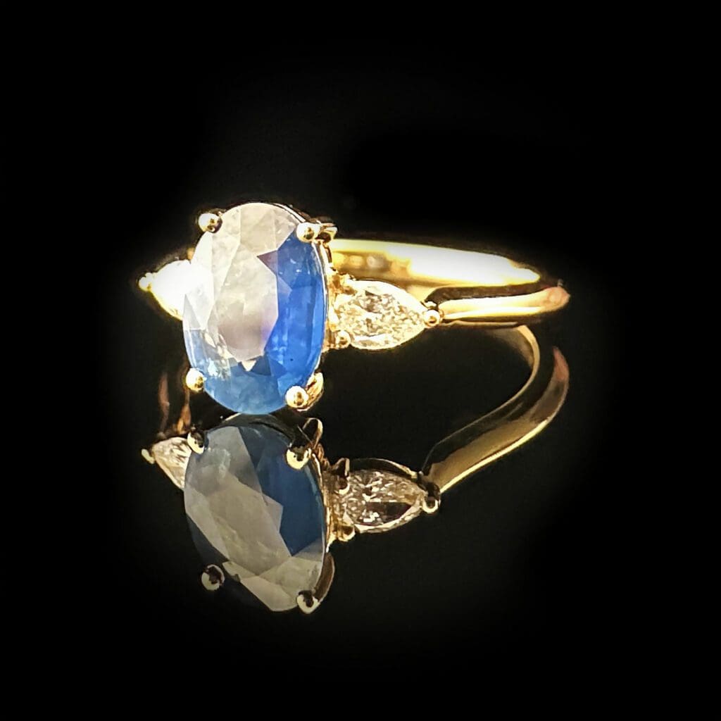 'Selina'-Oval blue sapphire and diamond ring - Image 7