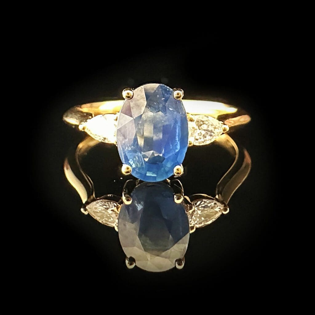 'Selina'-Oval blue sapphire and diamond ring - Image 8