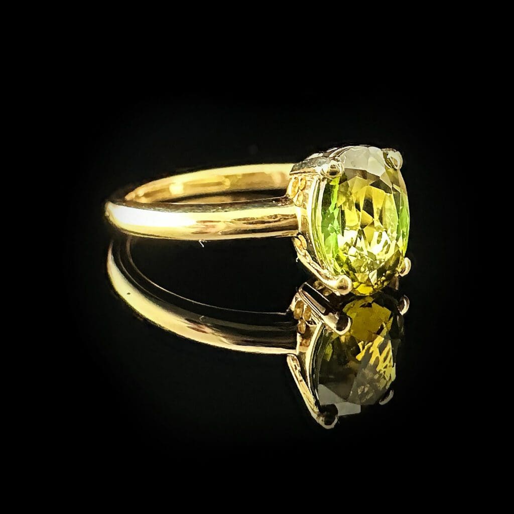 'Genevieve'-Oval green tourmaline ring - Image 3