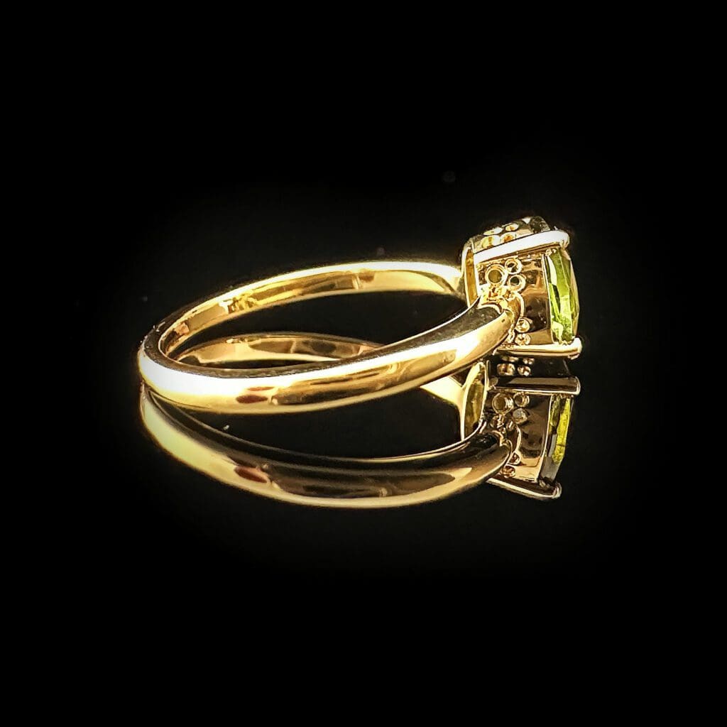 'Genevieve'-Oval green tourmaline ring - Image 4