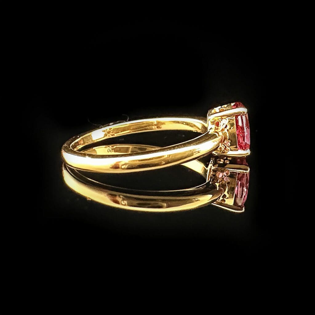 'Sibella'-Oval faceted rubellite ring - Image 4