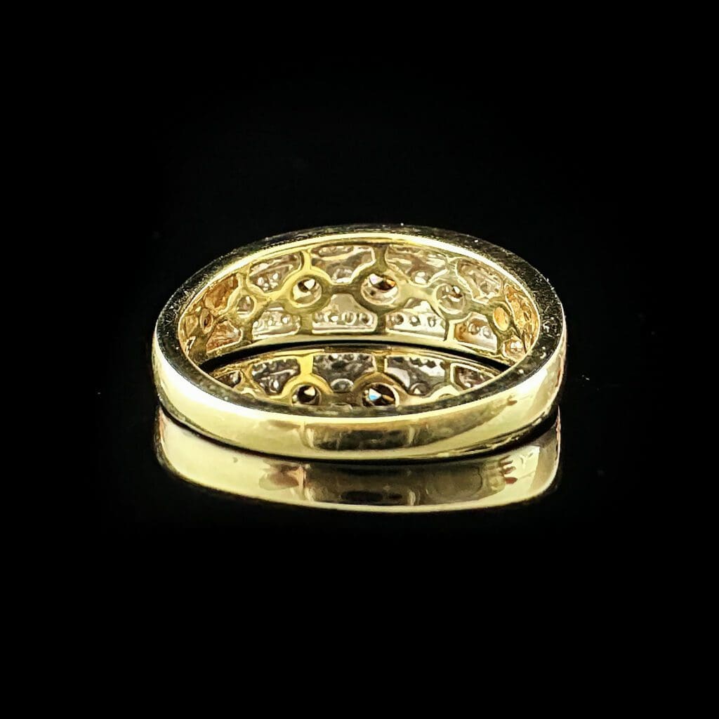 'Deidre'-White and cognac diamond panel ring - Image 5