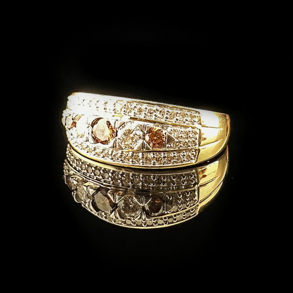 'Deidre'-White and cognac diamond panel ring - Image 7