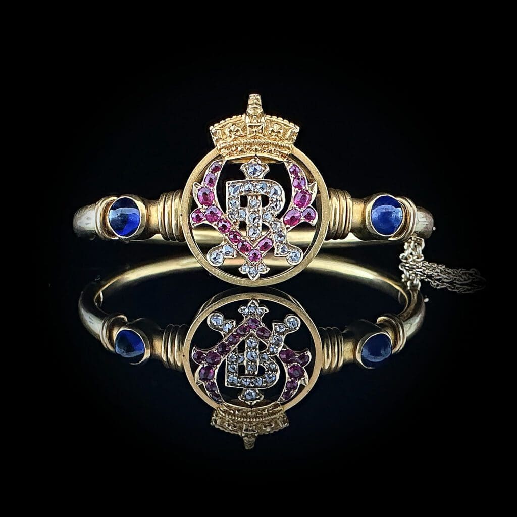 'Regalia'-Antique English gold bracelet with diamonds sapphires and rubies - Image 8