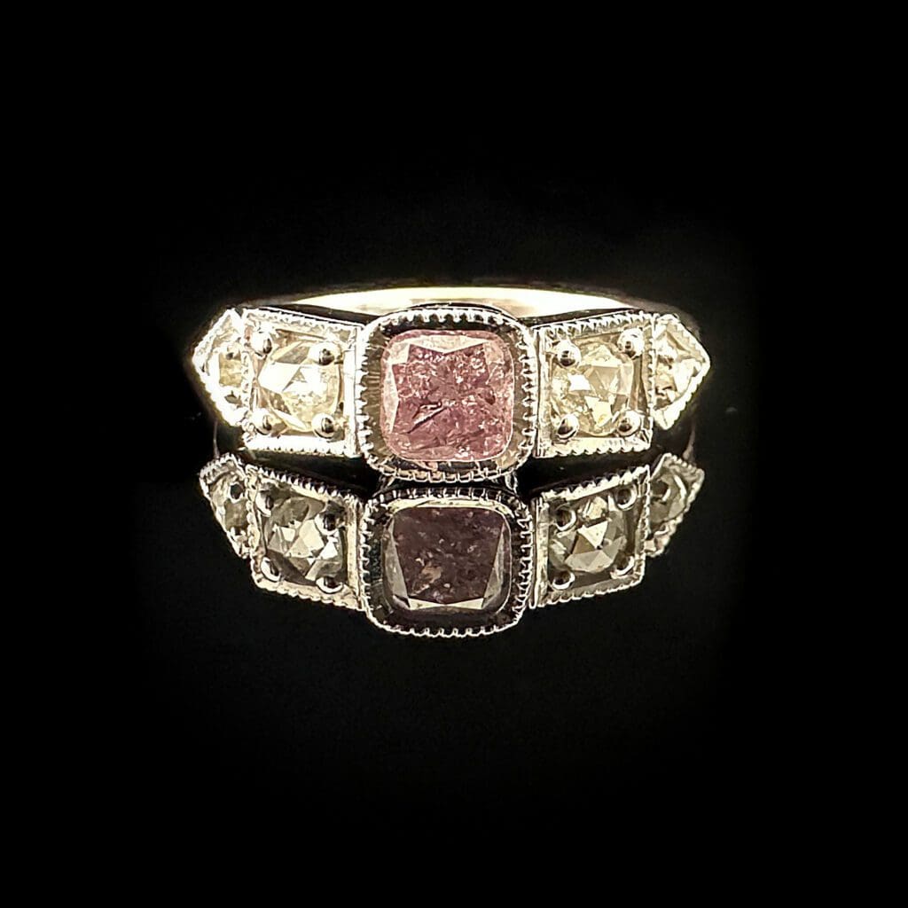 'Ophelia'-Purple/pink cushion cut diamond ring - Image 2