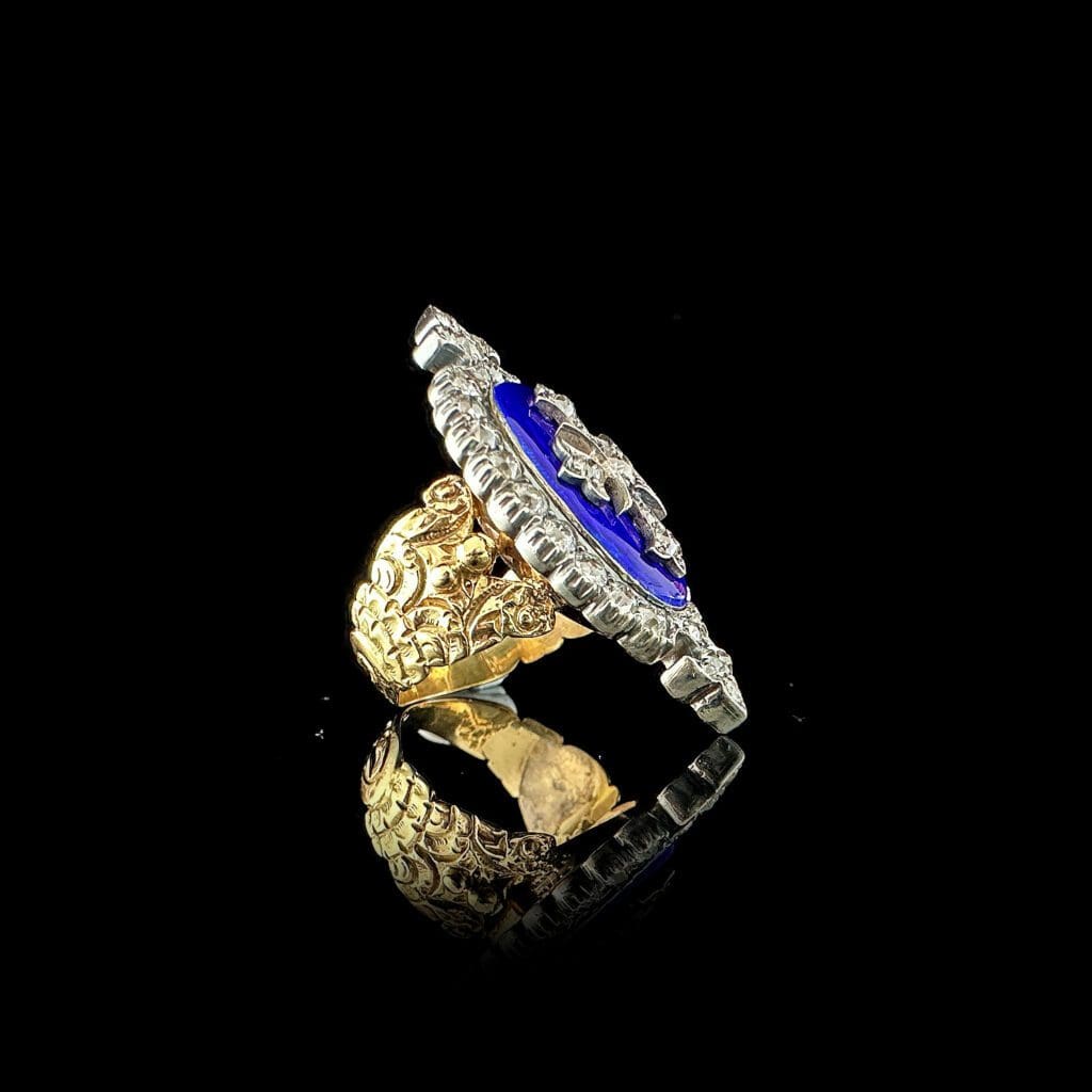 Fine antique diamond and enamel marquise fleur de lys ring - Image 5