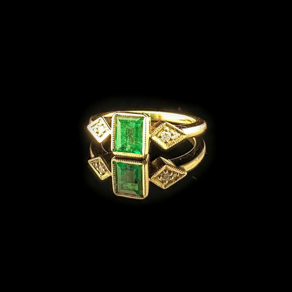 'Emily'-Emerald cut emerald and diamond ring - Image 7