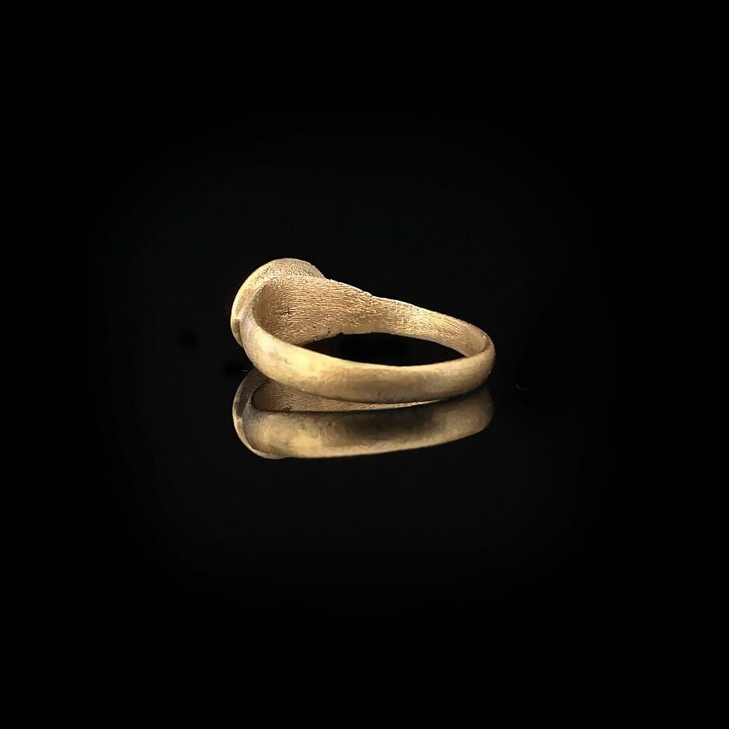 Fine Viking warrior's ring 850-1050 AD - Image 6