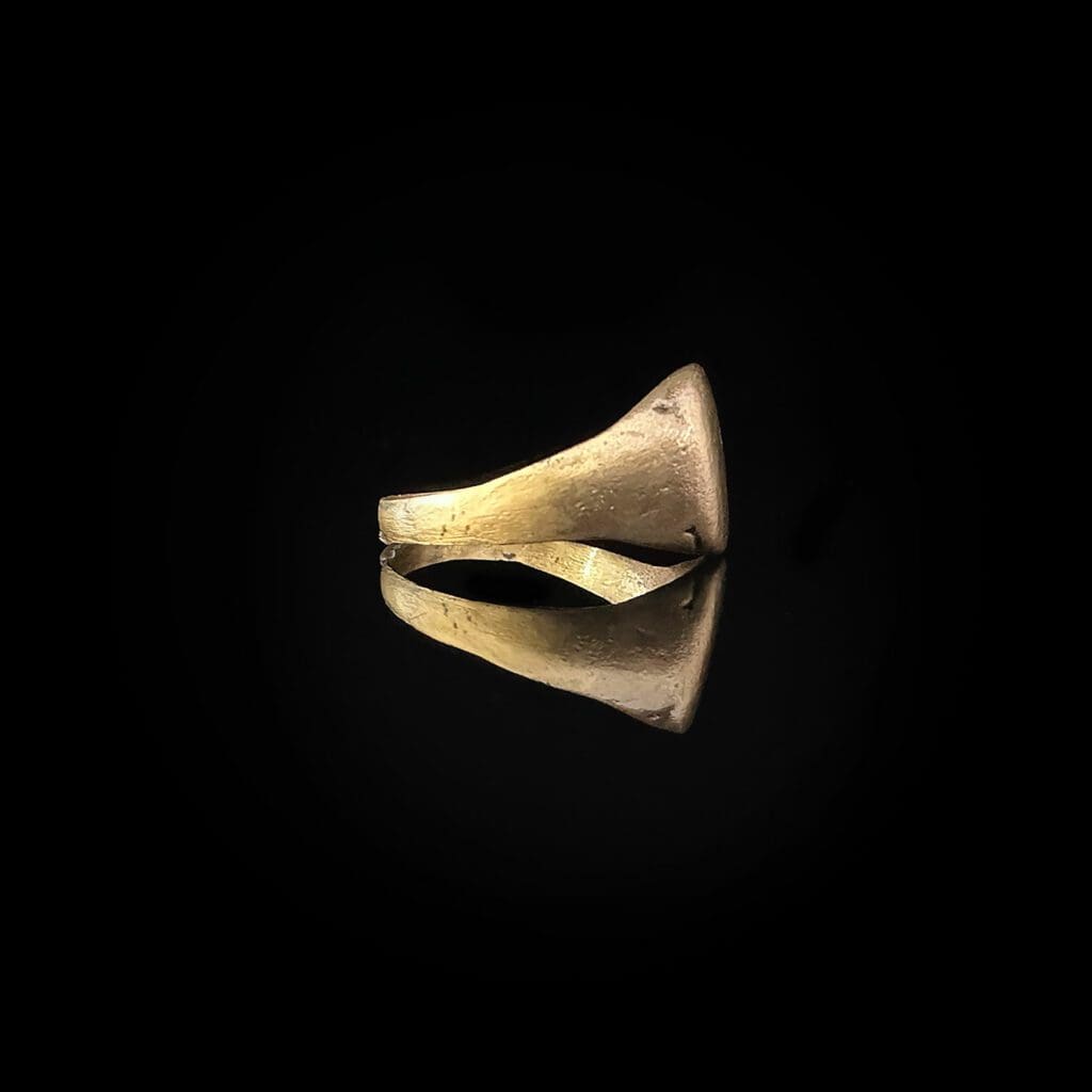 Gilt Viking Warrior’s ring 900-1100 AD - Image 4