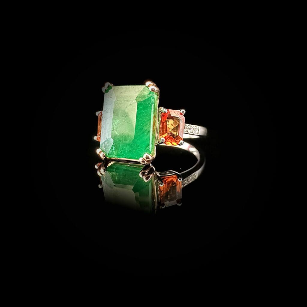 'Amanda'-Emerald orange sapphire diamond two-tone gold ring - Image 7