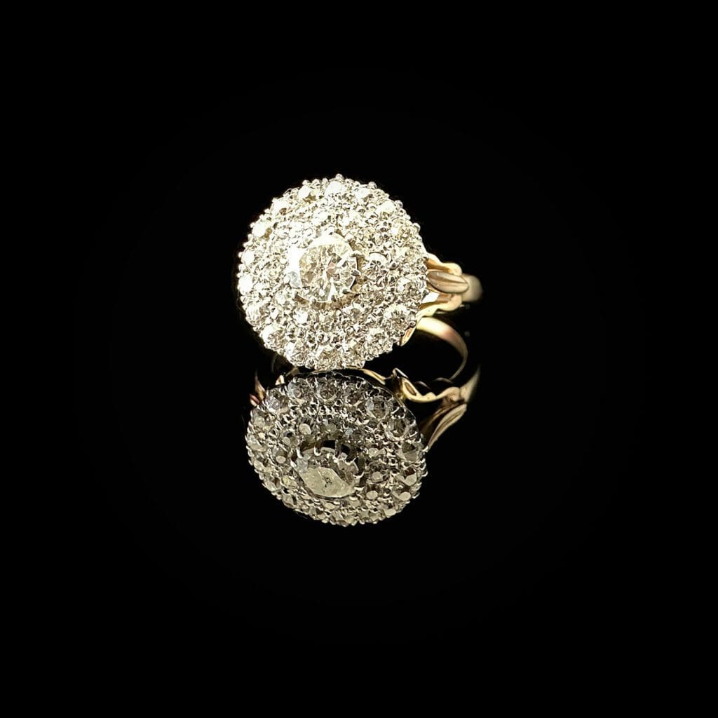 'Madeleine'-Antique round diamond cluster ring - Image 6