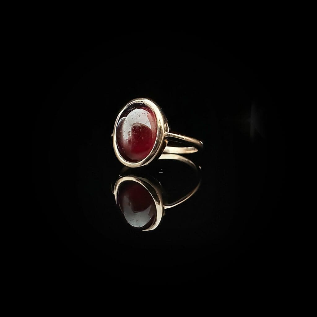 'Gloria'-Antique carbuncle garnet gold ring - Image 3