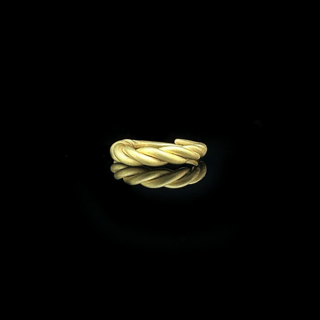 'Bjorn'-Medieval Viking twisted gold ring circa 800-1000 AD - Image 8