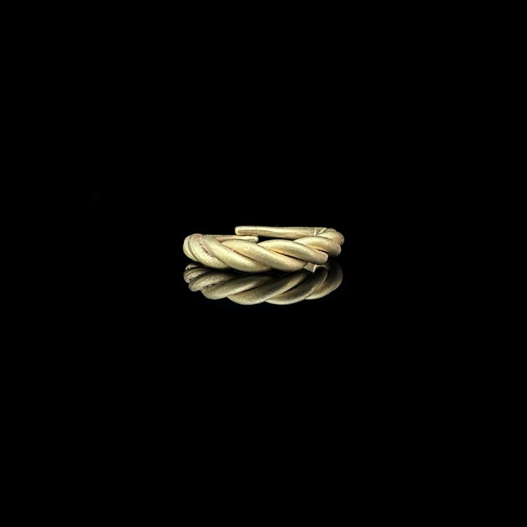 'Bjorn'-Medieval Viking twisted gold ring circa 800-1000 AD - Image 3