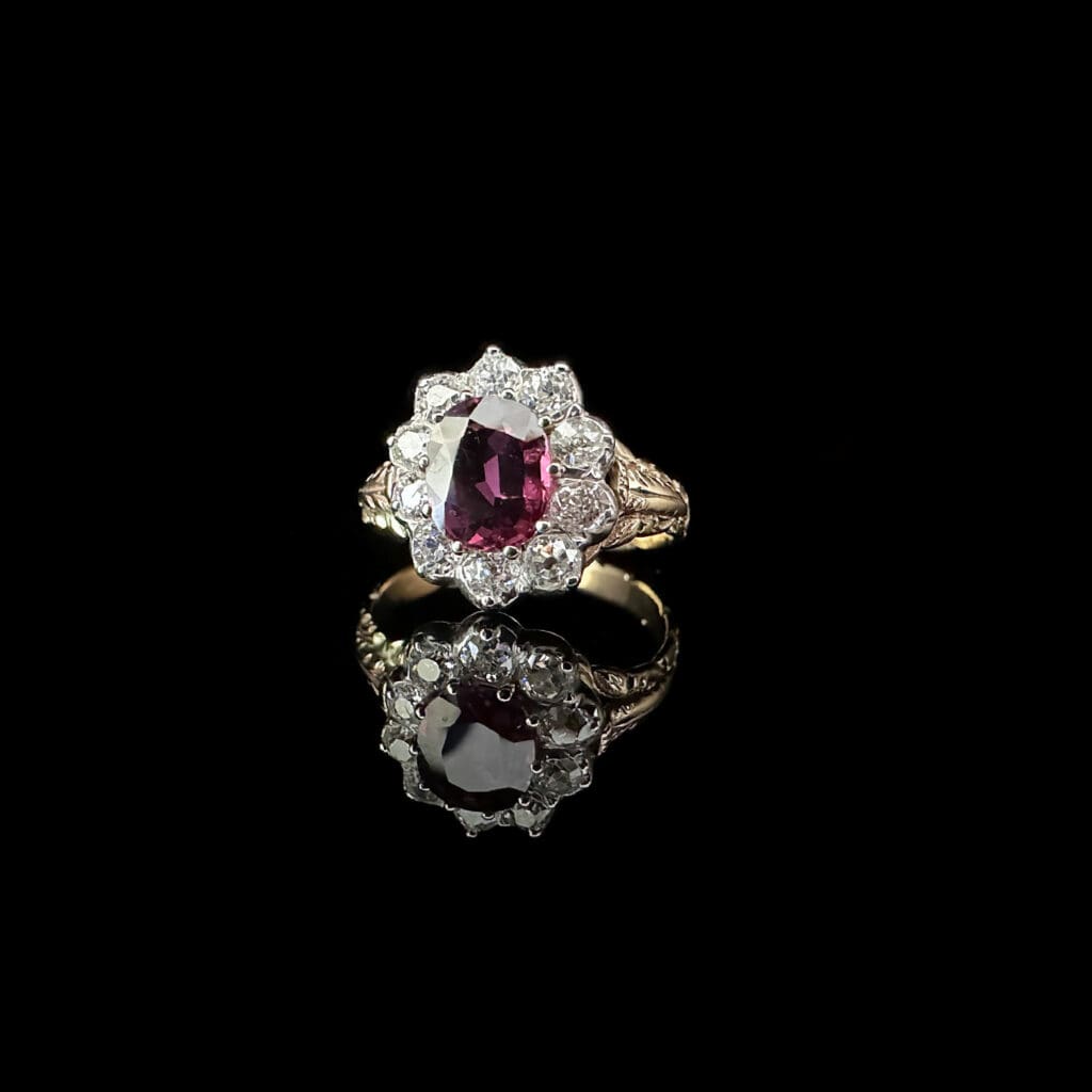 'Roberta'-Antique ruby and diamond cluster ring - Image 8