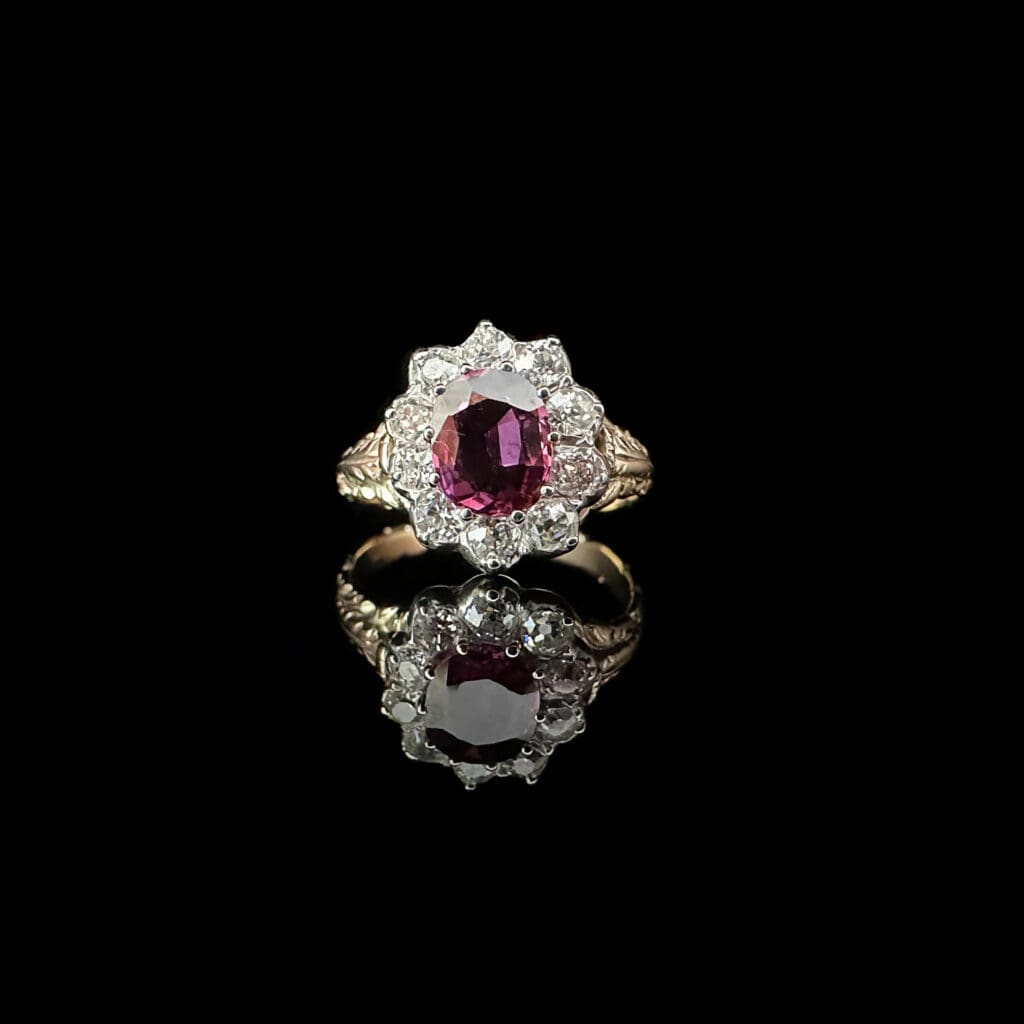 'Roberta'-Antique ruby and diamond cluster ring - Image 9