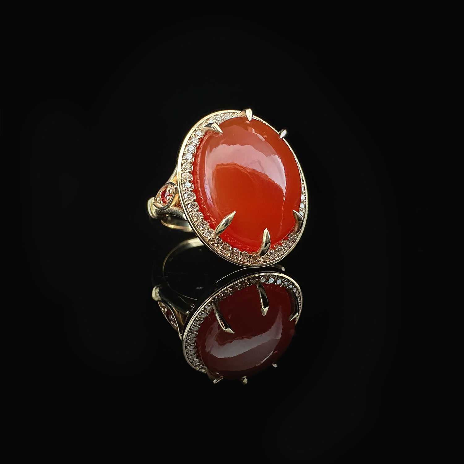 'Cornelia'-Carnelian cabochon diamond ring 2 'Cornelia'-Carnelian cabochon diamond ring - Image 2
