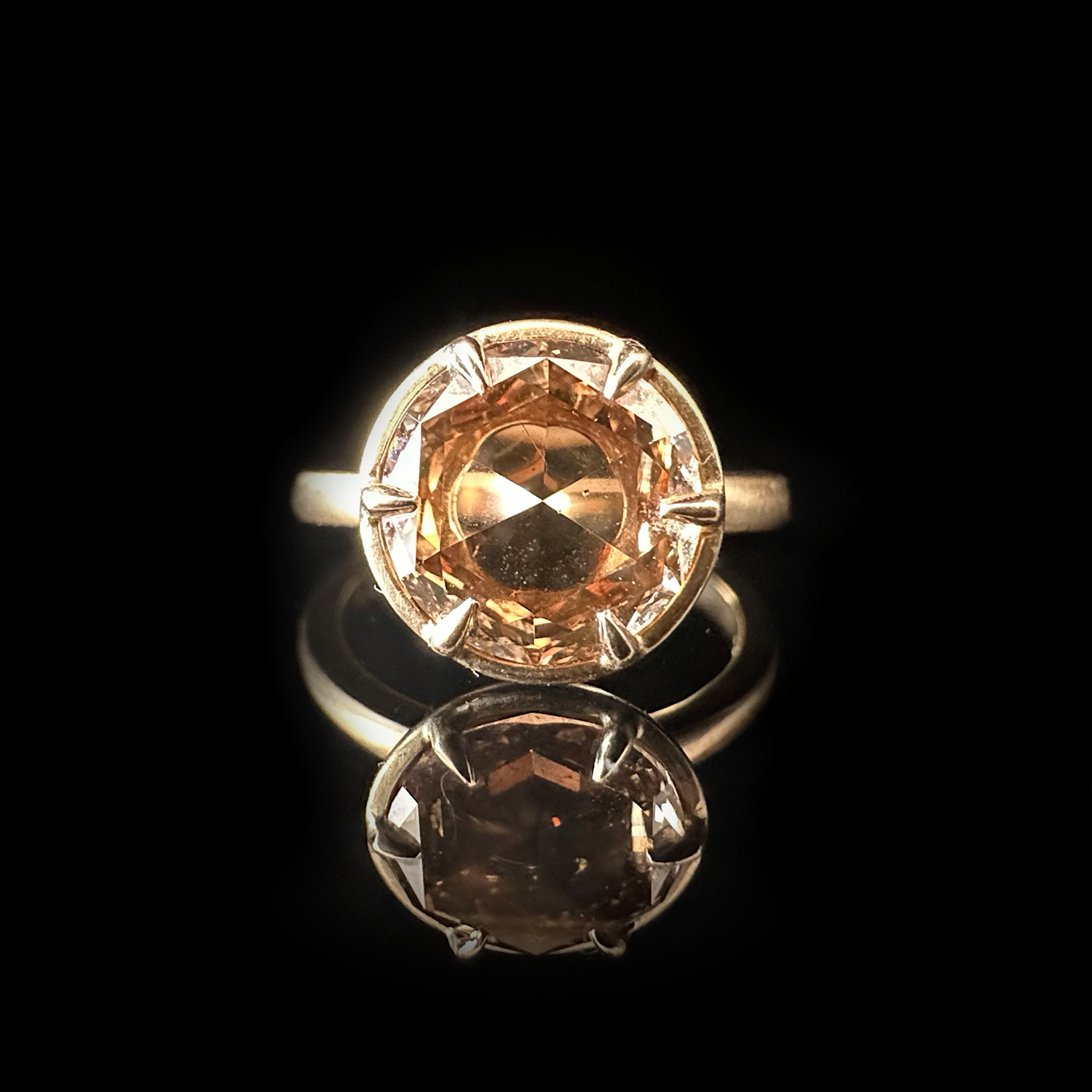 ‘Ariana’- Champagne diamond in yellow gold ring 1 ‘Ariana’- Champagne diamond in yellow gold ring